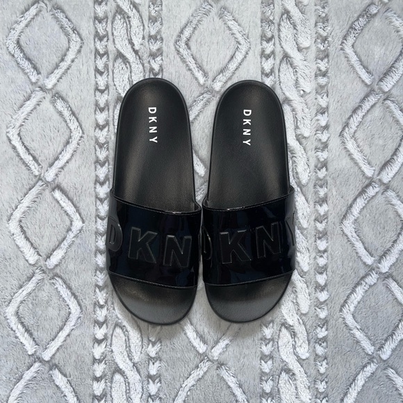 NWOT DKNY Women’s Slides - Picture 2 of 6